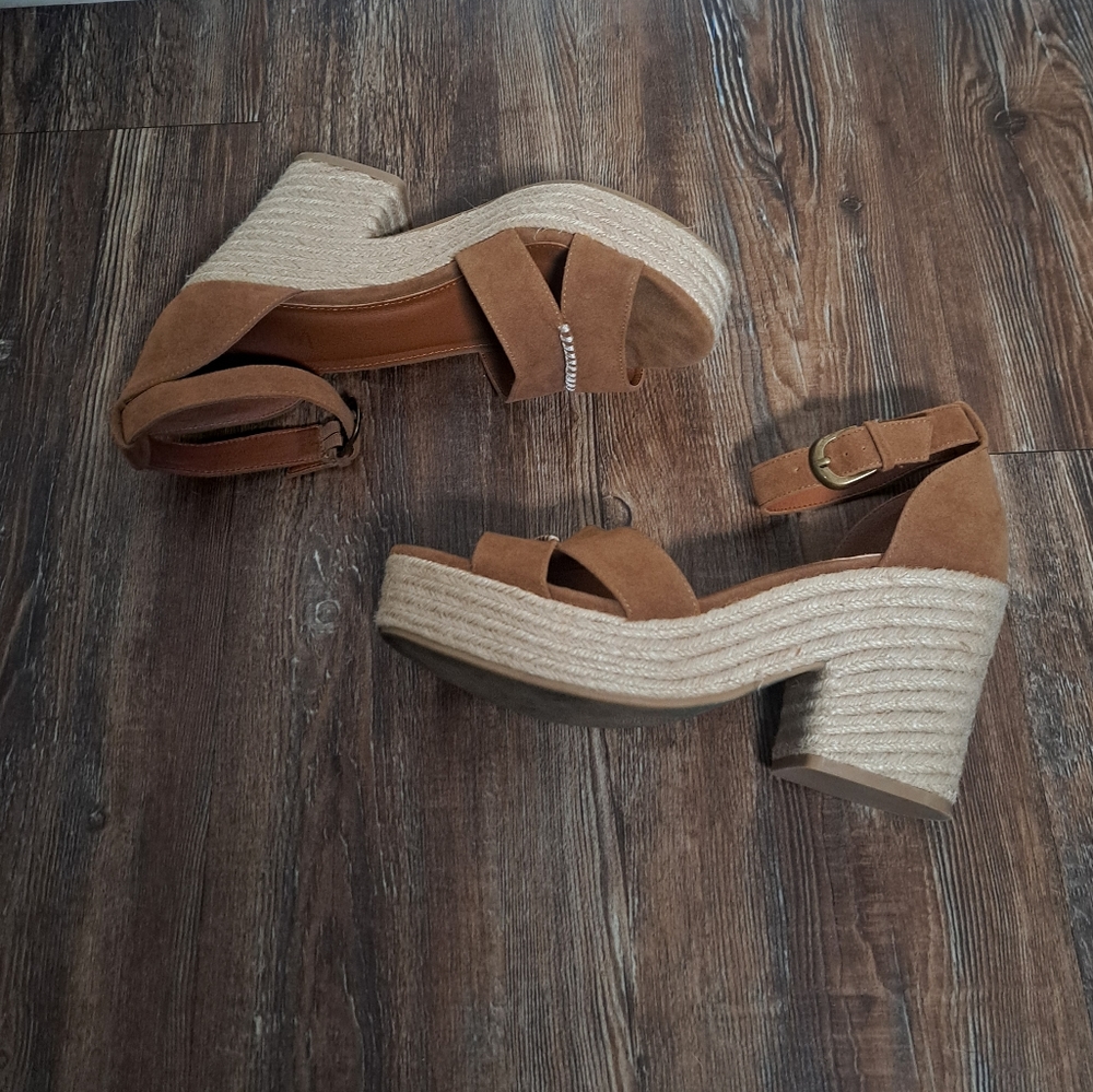 Mi.iM Lynn Women's spadrille Chunky Platform block heel Camel sandal size 10.